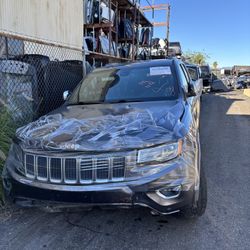 2015 Jeep Grand Cherokee - PARTS ONLY