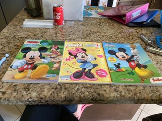 Mickey mouse and Minnie Mouse coloring book