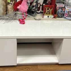 IKEA Byas white TV media storage high gloss