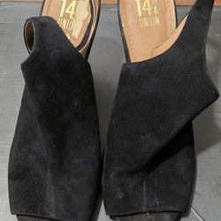 Black Slingback Strap Heels Size 9