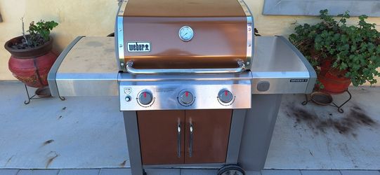 Weber Genisis  Grill Il Like New" 