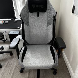 BRAND NEW - Secret Lab Triton Chair