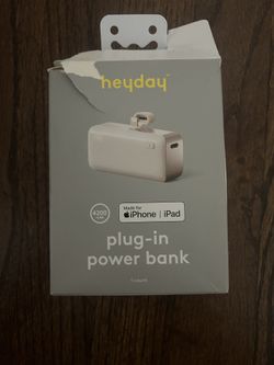 Plug-in Power Bank 