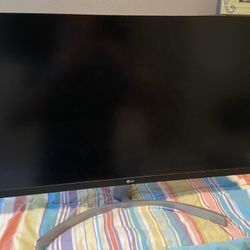 27” LG Monitor *Like New*