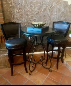 Cocktail table for two
