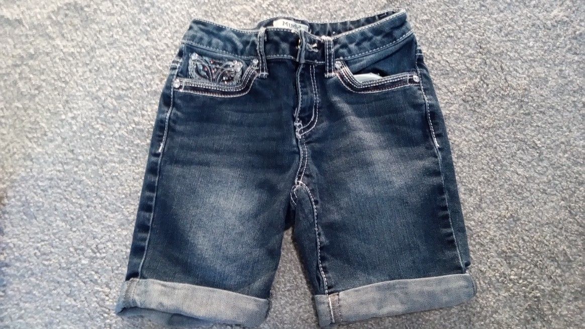 Girls Size 10 Mudd Shorts