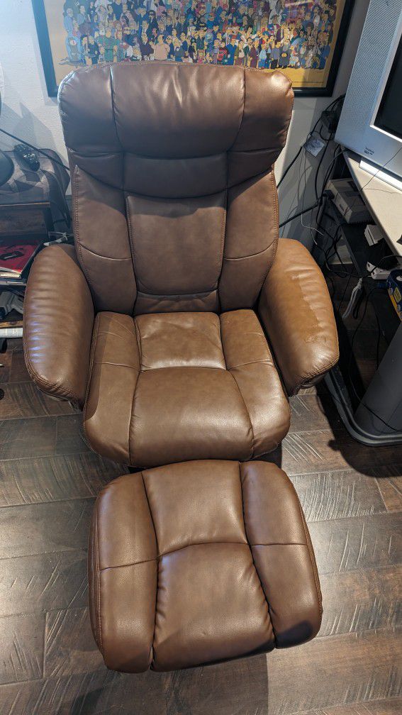 Reclining Chair With Foot Rest