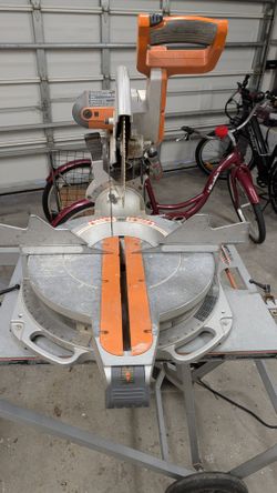 Ridgid 12" Compound Miter And Table