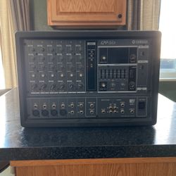 Yamaha EMX 62m Powered Mixer