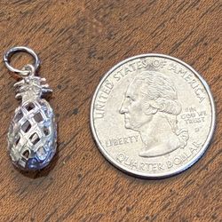 Pineapple 🍍 Pendant