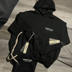 Essentials Set 