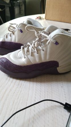 Girl's Jordan 12's, size 2y