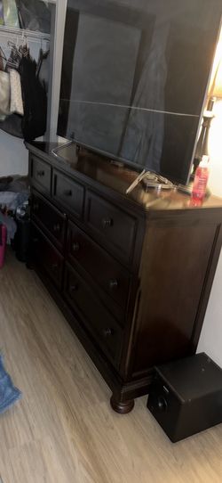 Dresser for sale