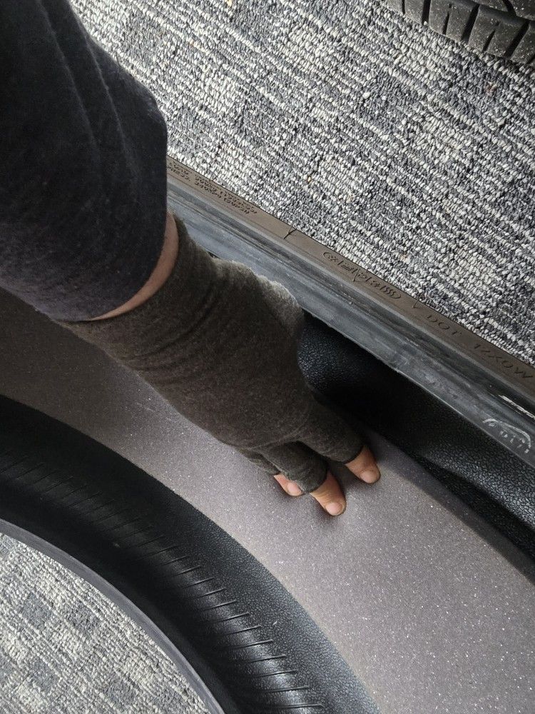 Hankook Venus S1 tires 235/35R/20