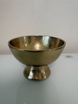 Gold Pedestal Bowl