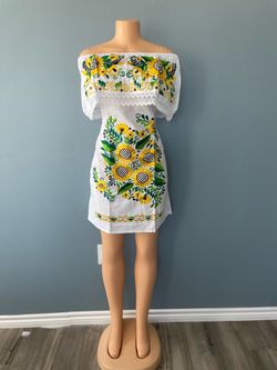 Medium Mexican artesanal dress