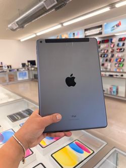 iPad 7th gen 32GB WiFi LTE