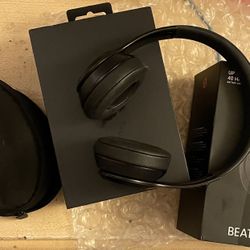 Beats Solo3 Wireless Headphones Matte Black