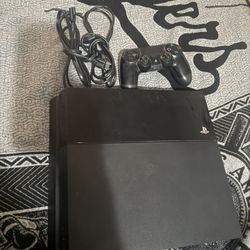 PS4 With Games 