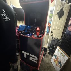 Terminator 2. Original Guts Arcade 1up Edition 