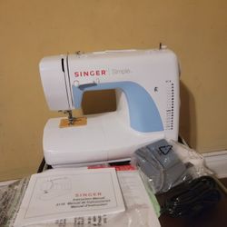 Singer 3116 Sewing Machine With Peddle 
