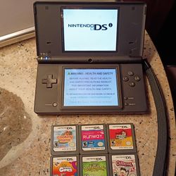 Nintendo DSI with 6 Games