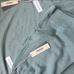 Men Essentials sycamore
