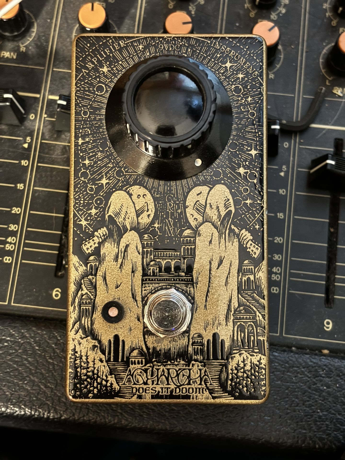 Does Is Doom Aghartha Fuzz Distortion Preamp