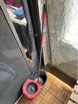 O-Cedar Mop