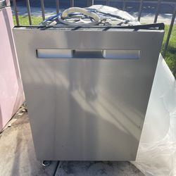 Used Dishwasher 