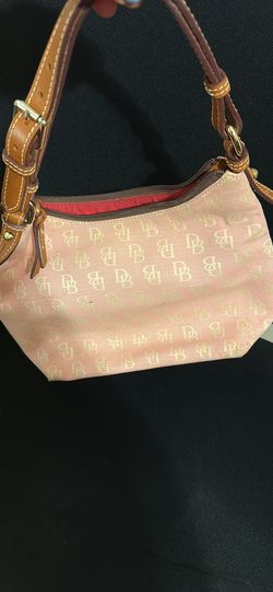 Dooney & Bourke