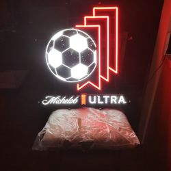 MICHELOB ULTRA SIGN LIGHT 