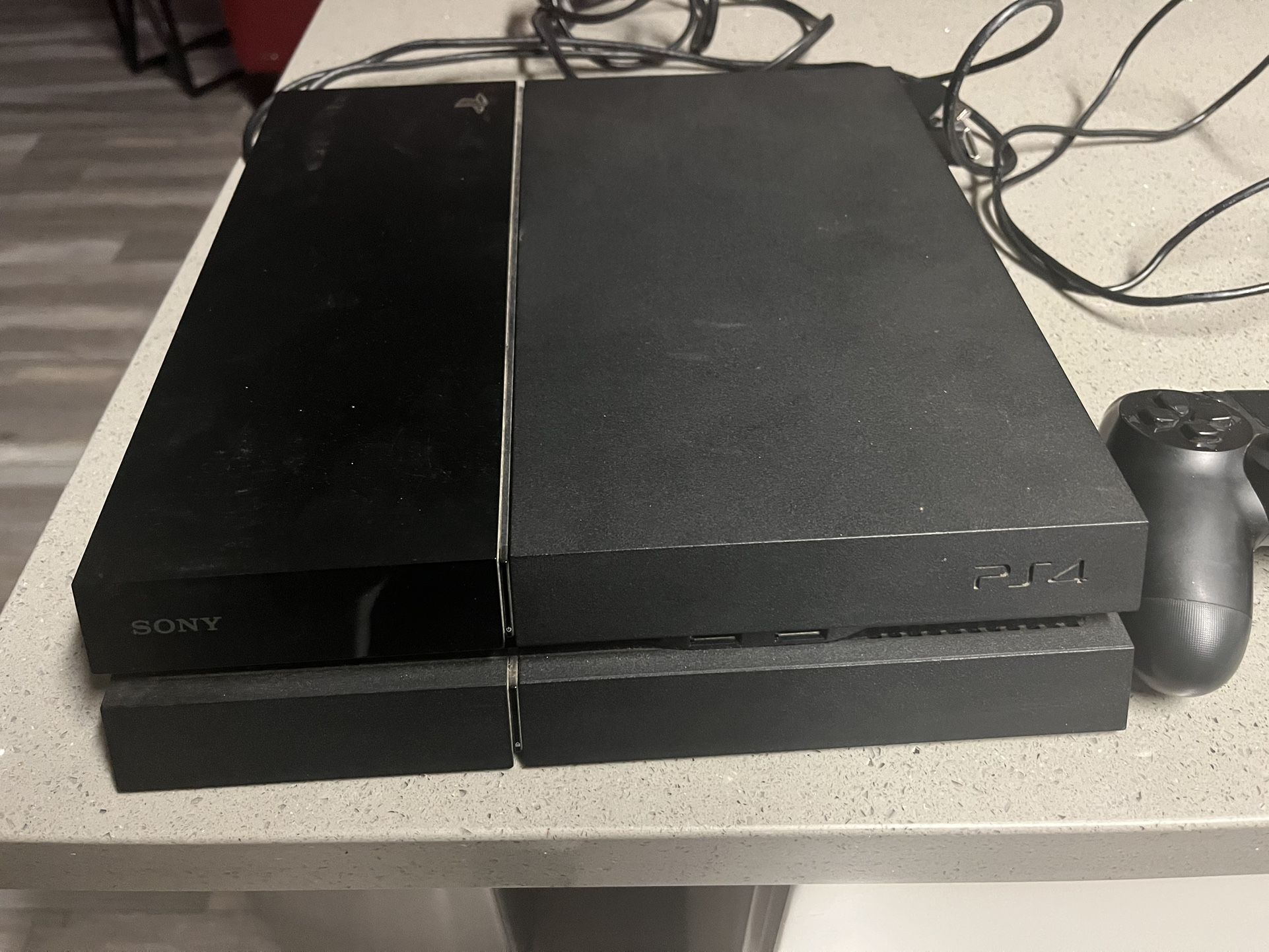 PS4 And PS4 Games