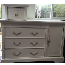 Dresser in Classic White