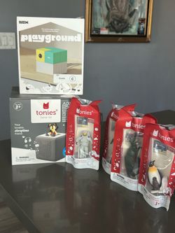 NATIONAL GEOGRAPHIC CHARACTER AUDIO BOX  + NEX PLAYGROUND BUNDLE