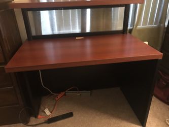 Desk Like New Excellent condition