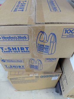 New box of t-shirt bags