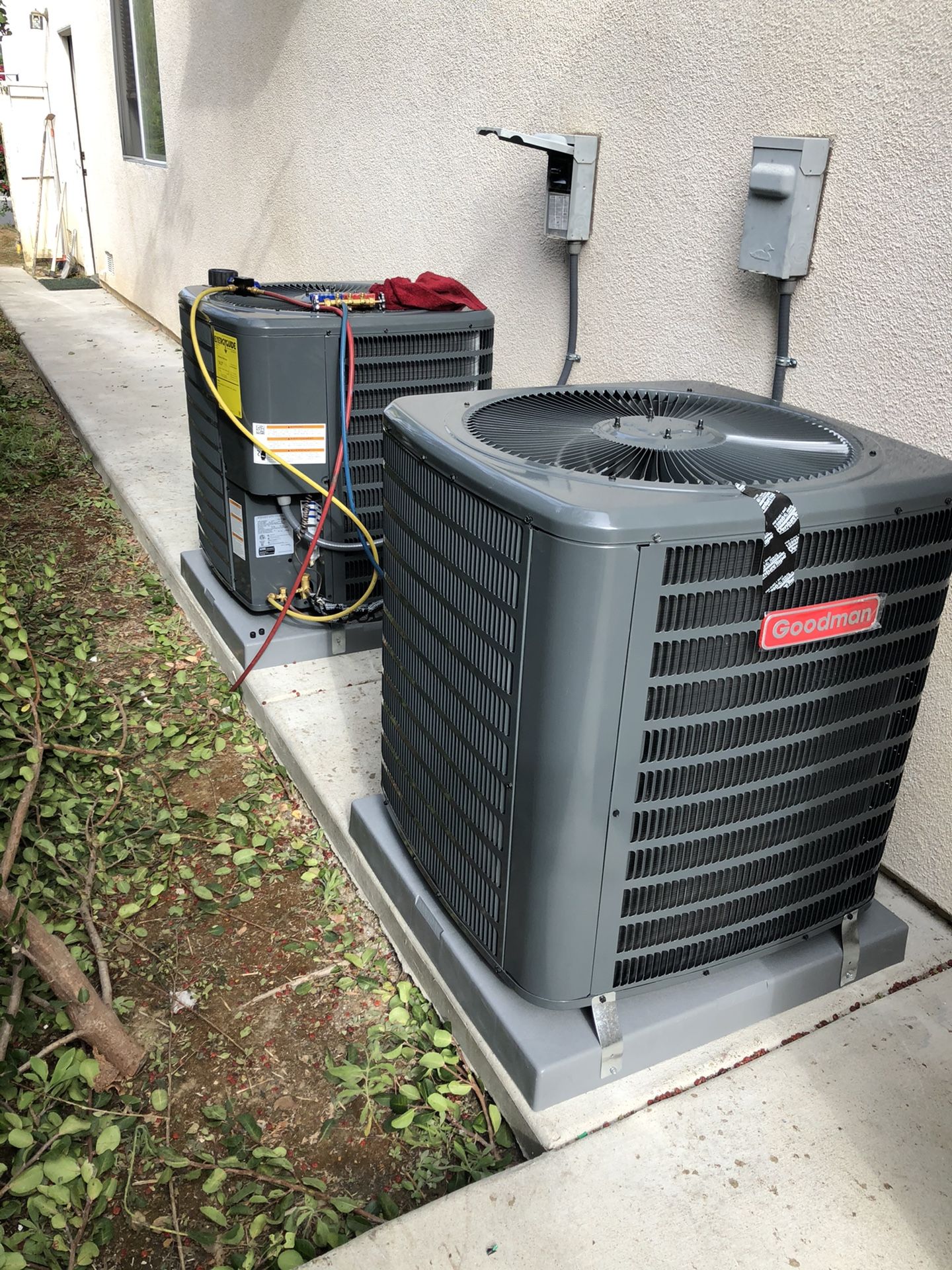 AC condenser 3 ton used Goodman 410A