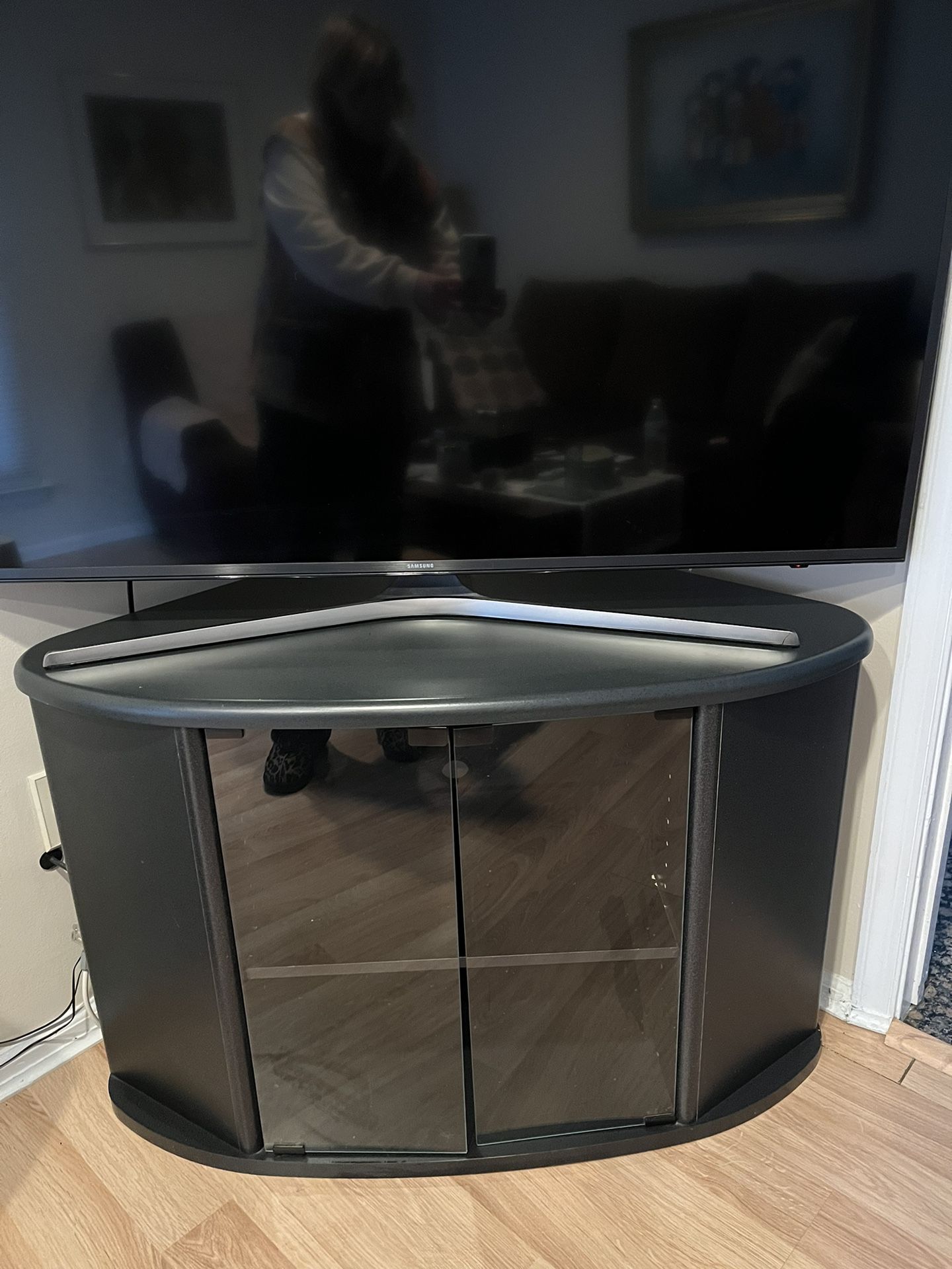 TV Stand Corner