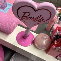 Barbie mirror for vanity