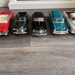 Diecast Classic cars 1/18 scale lot of 5 cars asking 60 for all 5 cars 