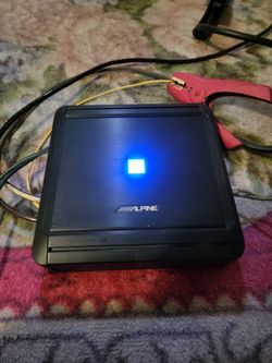 Alpine MRV-M500 Amp