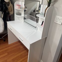 Vanity 