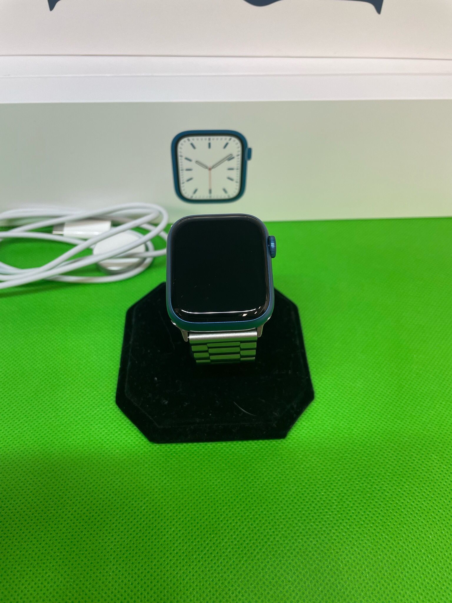 Apple Watch Series 7 41mm GPS + Cellular Aluminum Case Smartwatch With Box