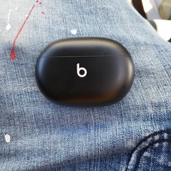 Beats Studio (Wireless Buds)