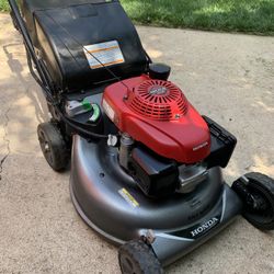 Electric Start Honda Mower