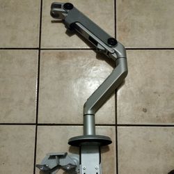 Monitor Mount 