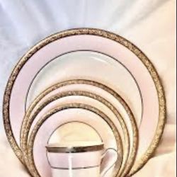 Marry Kay Cosmetics 40th Anniversary Gift China Sat