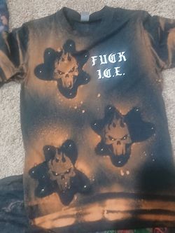 Skull shirt size l