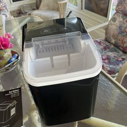 Portable Ice making Machine…brand New!!